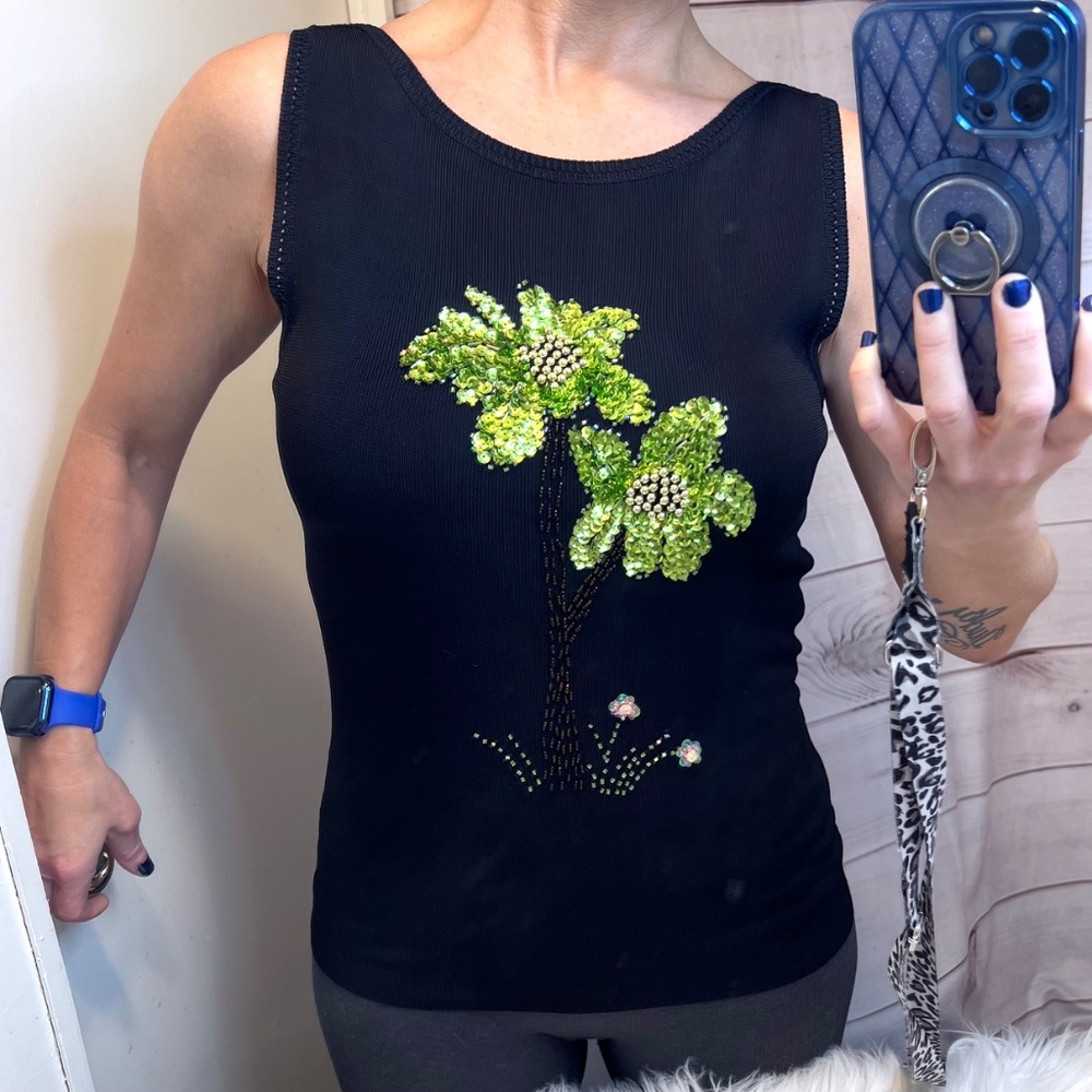 🔥2/$10 Like New |•LUCIA BURNS•|Beaded Palm Tree Sweater Knit Sleeveless Top Tank